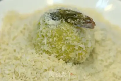 Make Pixie-tail shrimp ball step 8