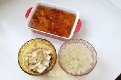 Make Peach soap and lilies step 0