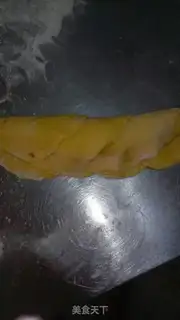 Make Bean Sand Rose rolls step 7
