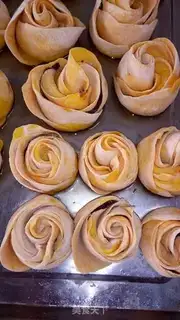 Make Bean Sand Rose rolls step 10