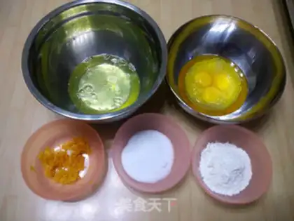 Make Orange lemon, four cake rolls step 0