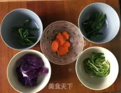 Make Five-coloured vegetable noodles step 0