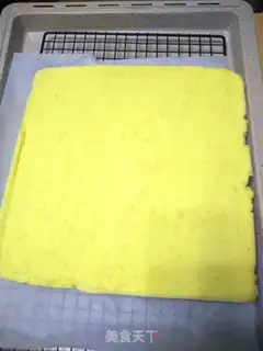 Make Orange lemon, four cake rolls step 7