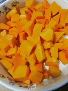 Make Pumpkin gravy pasta step 0
