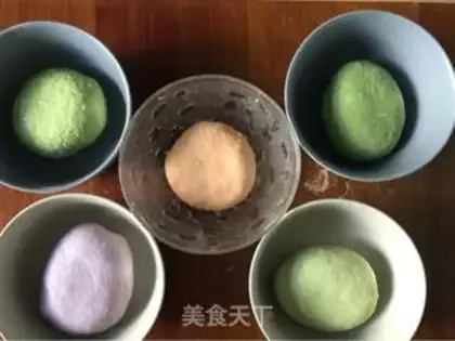 Make Five-coloured vegetable noodles step 2