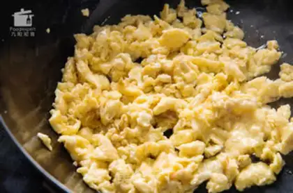 Make Egg fried rice step 2