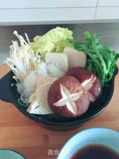 Make Japanese beef pot step 3