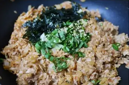 Make Korean tuna pickles step 4