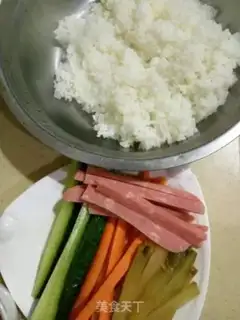 Make Five colour sushi rolls step 0