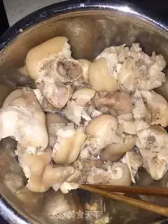 Make Frozen feet step 1