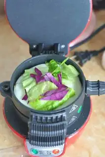 Make Eggburger step 4