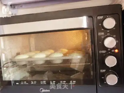 Make No sour cream cake step 12