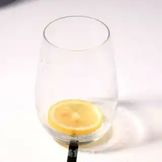 Make Lemon iced tea step 1