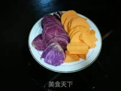 Make Three-coloured buns step 1