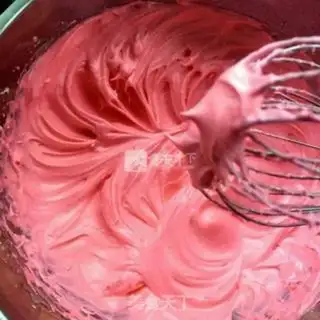 Make Pink Macalon step 3