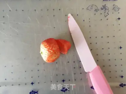 Make Santa Cake step 10