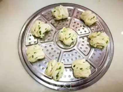 Make Small roll step 9