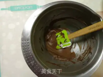 Make Double chocolate mousse cake step 17