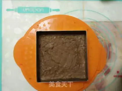 Make Double chocolate mousse cake step 19