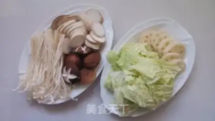 Make Two-man veggie mushrooms and lamb hotpots step 2