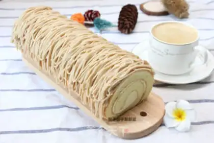 Make Sweet chestnut roll step 19