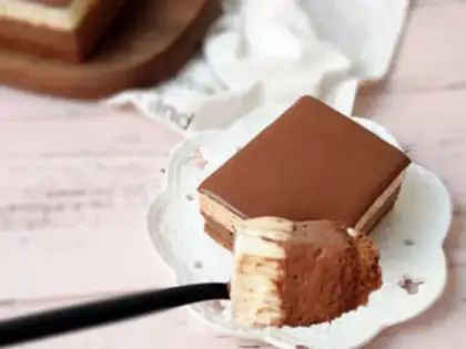 Make Double chocolate mousse cake step 32