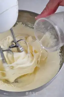 Make SpongeBob cake step 4