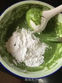 Make Spinach sauce and vegetable burrito step 3