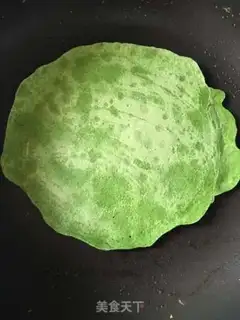 Make Spinach sauce and vegetable burrito step 6