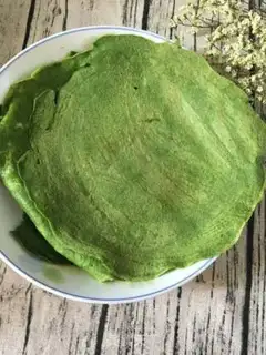 Make Spinach sauce and vegetable burrito step 7