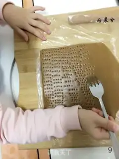 Make Gingerbread house step 8