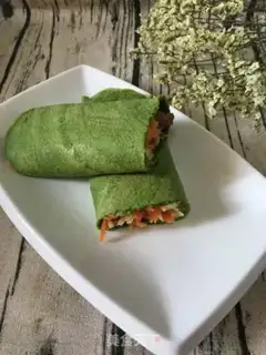 Make Spinach sauce and vegetable burrito step 17