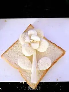 Make Toast flower step 6