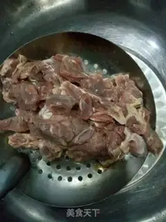 Make Tomato beef soup step 0