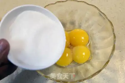 Make A tea and cream cake step 6