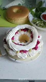 Make Christmas Ring Cake step 18