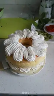Make Christmas Ring Cake step 19