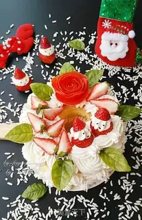 Make Christmas Ring Cake step 21