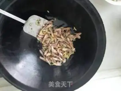 Make Elbow, green bean sprouts step 9