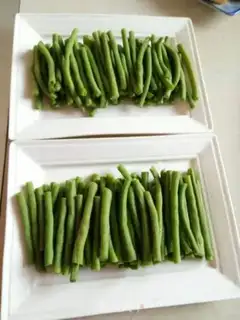 Make Garlic beans step 1