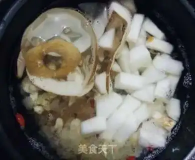 Make Ugly Lily Sydney soup step 4