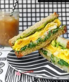 Make Cream spinach sandwich step 7