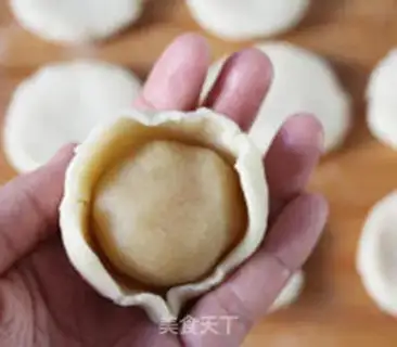 Make Lotus souffle step 11