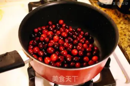 Make Cranberry jam step 2
