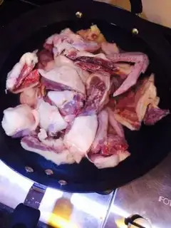 Make To make up for the duckling soup step 2