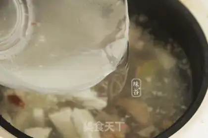 Make Coconut chicken soup step 4