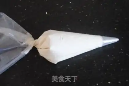 Make Cat Macalon step 10