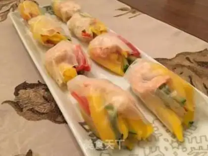 Make The cross-shrimp spring roll step 5