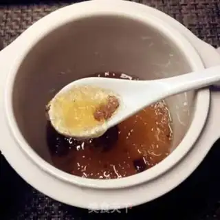 Make "Red-tree ice cream swallow nest." step 5