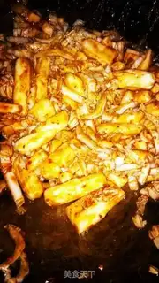 Make Hot fried rice cake step 4